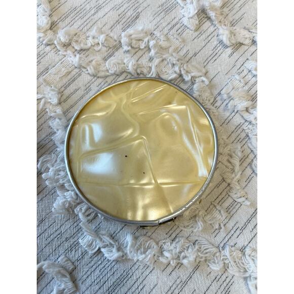 Japan Vtg Faux Mother of Pearl Abalone  Brass Collapsible Compact Make Up Mirror - Picture 1 of 6